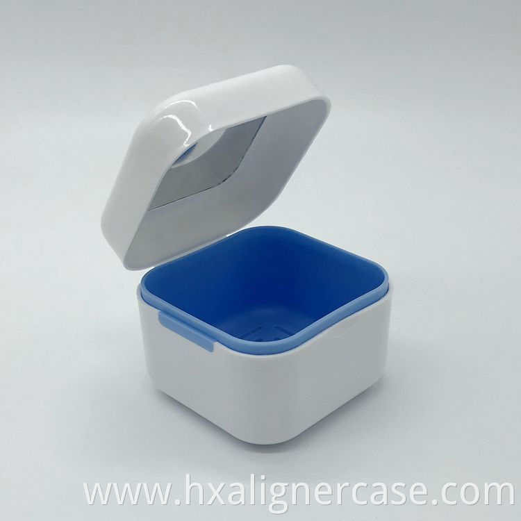 Plastic Dental Storage Bath Retainer Case Cleaner